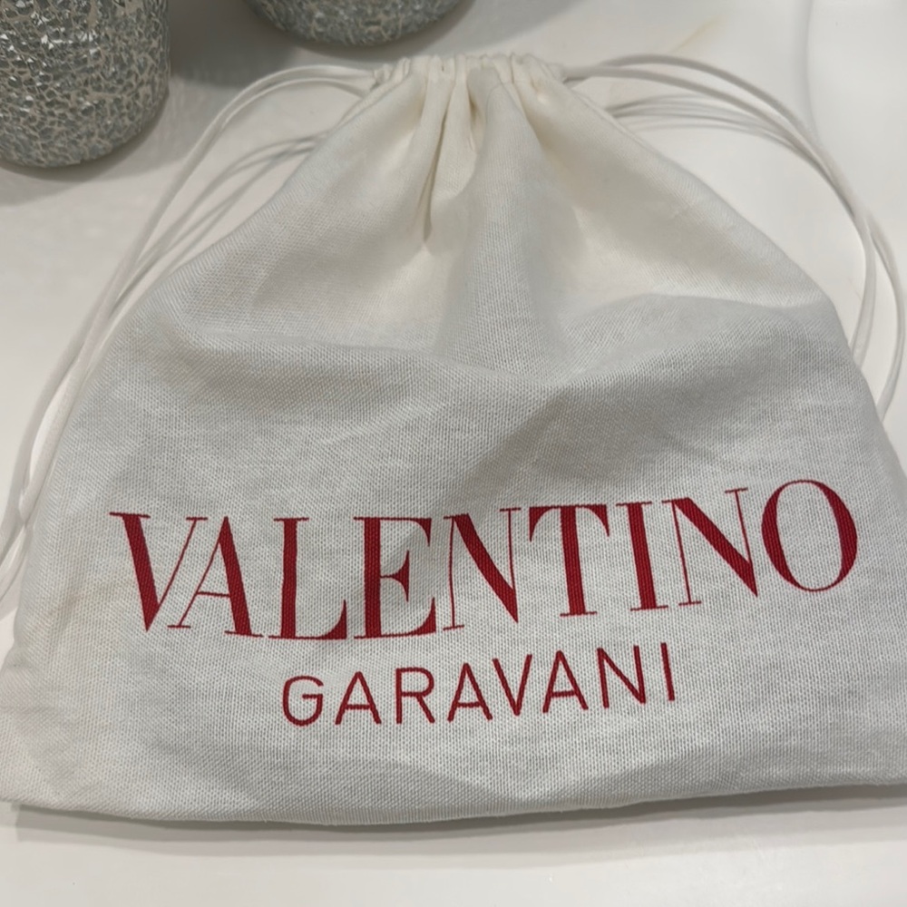 Valentino Garavani Black Crescent Clutch - Picture 7 of 8